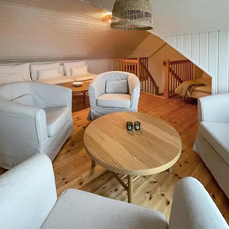 Lovely In With Kitchen